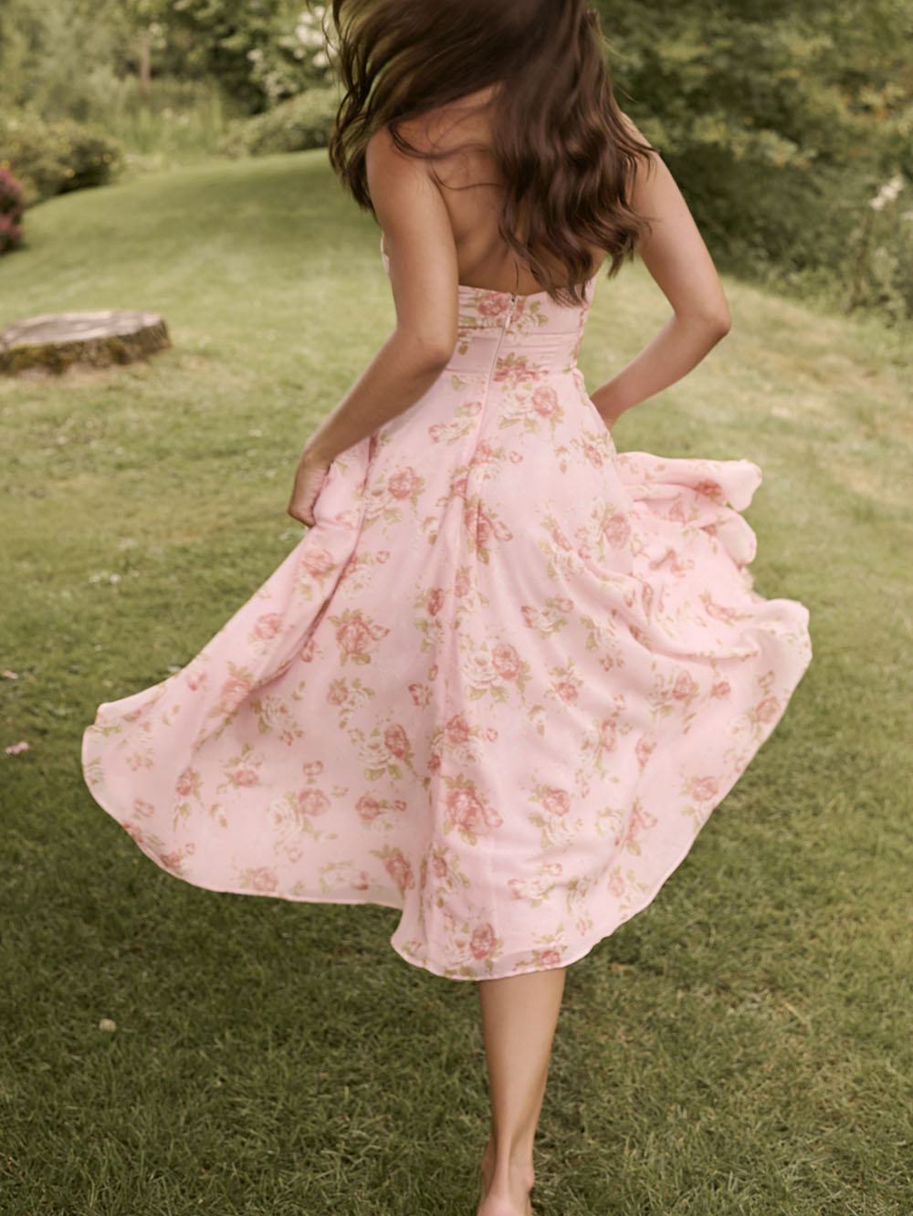 Robe midi rétro exquise à col en V et imprimé roses