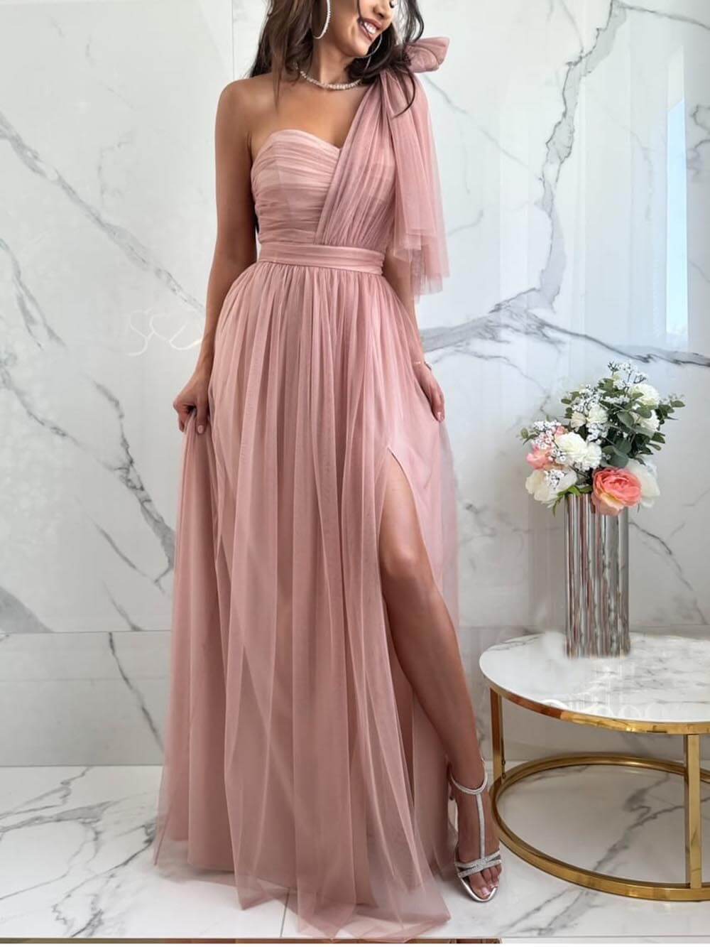 Elegant Feeling Tulle Knotted One Shoulder Pleated Slit Maxi Dress