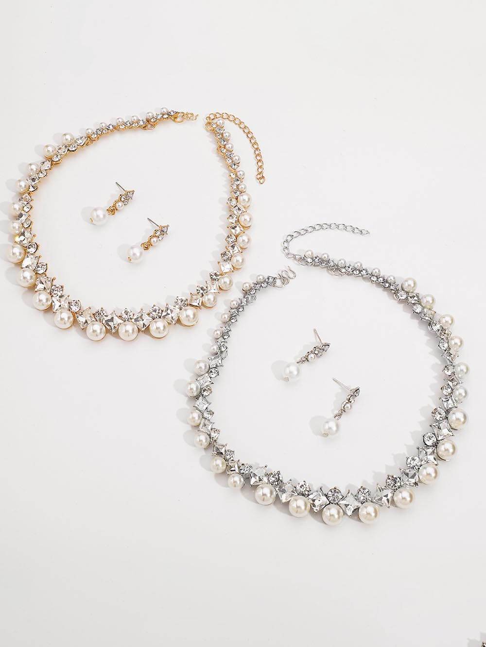 Elegant Baroque Alloy Necklace and Pearl Earrings Set