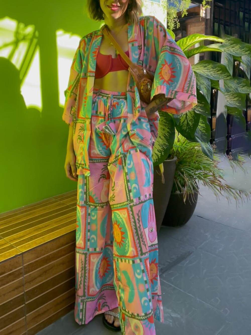 Unique Retro Dazzling Sun Pattern Print Loose Wide Leg Pants