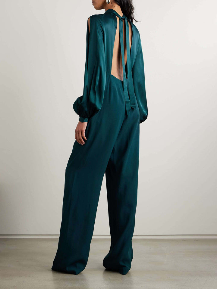 Eleganter Jumpsuit aus Satin mit offenem Rücken