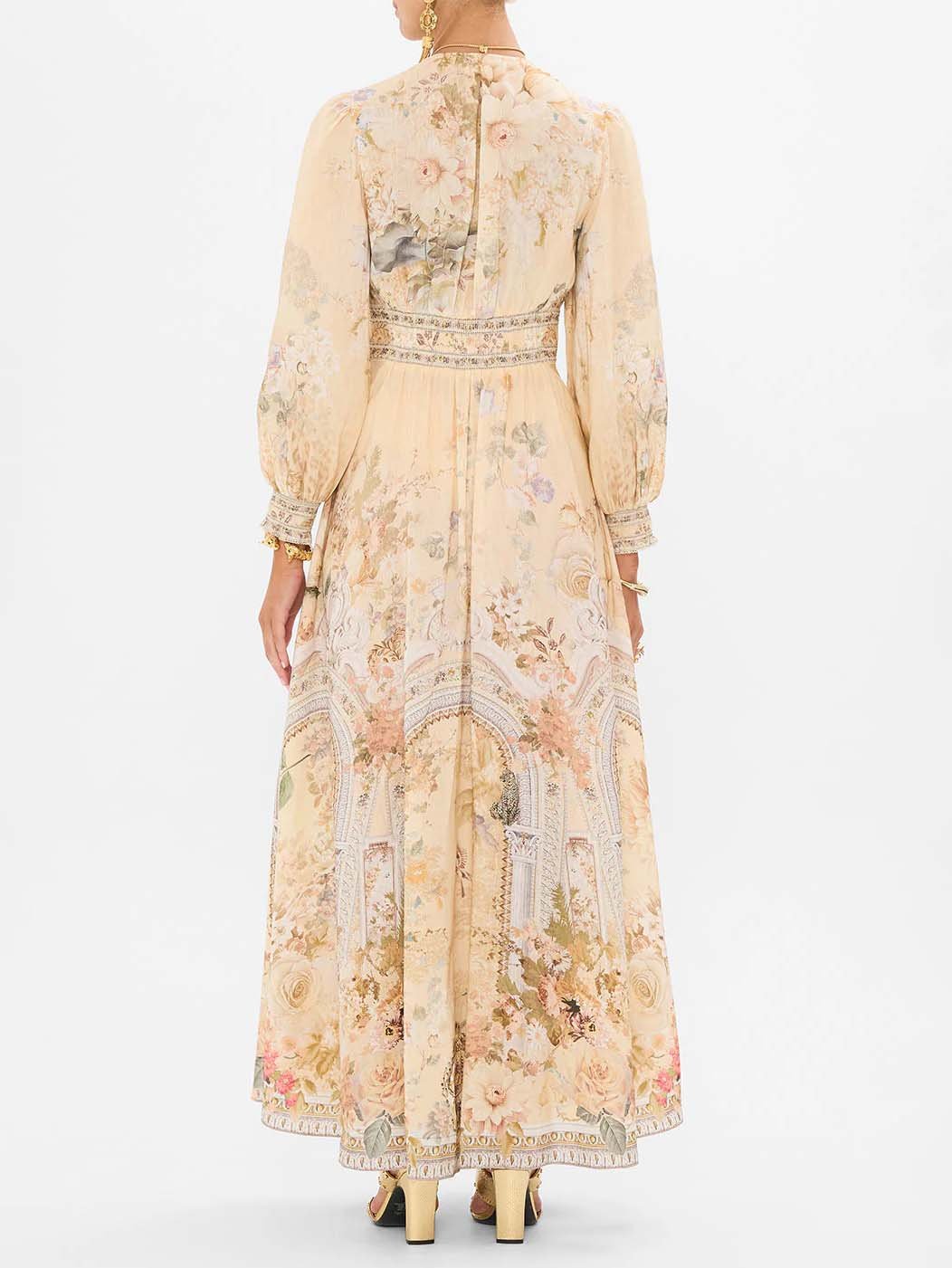 Robe longue rétro à imprimé floral frais