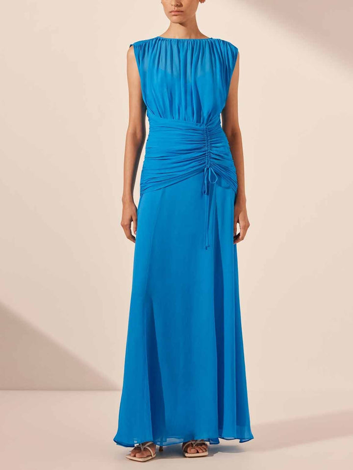 Elegant Sleeveless Flowing Pleated Maxi Dress