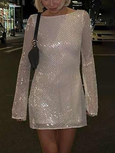 Mini-robe dos nu à paillettes élégante