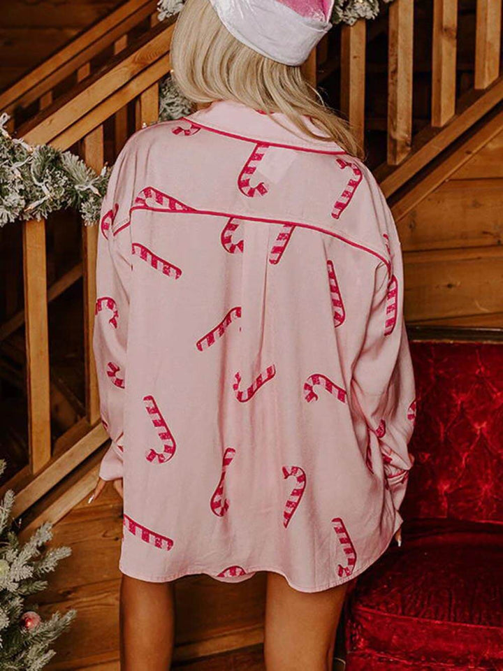 Pyjama-Set mit weihnachtlichem Satin-Print für Zuhause