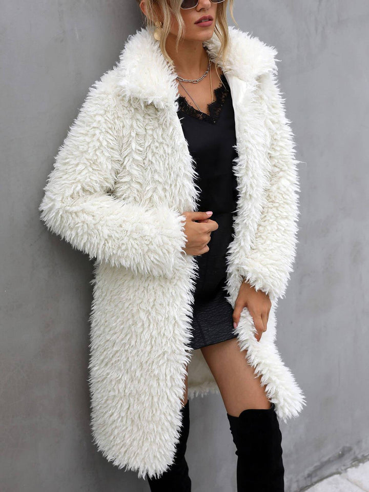 Cappotto sciolto in peluche toscano stile street con risvolto alla moda